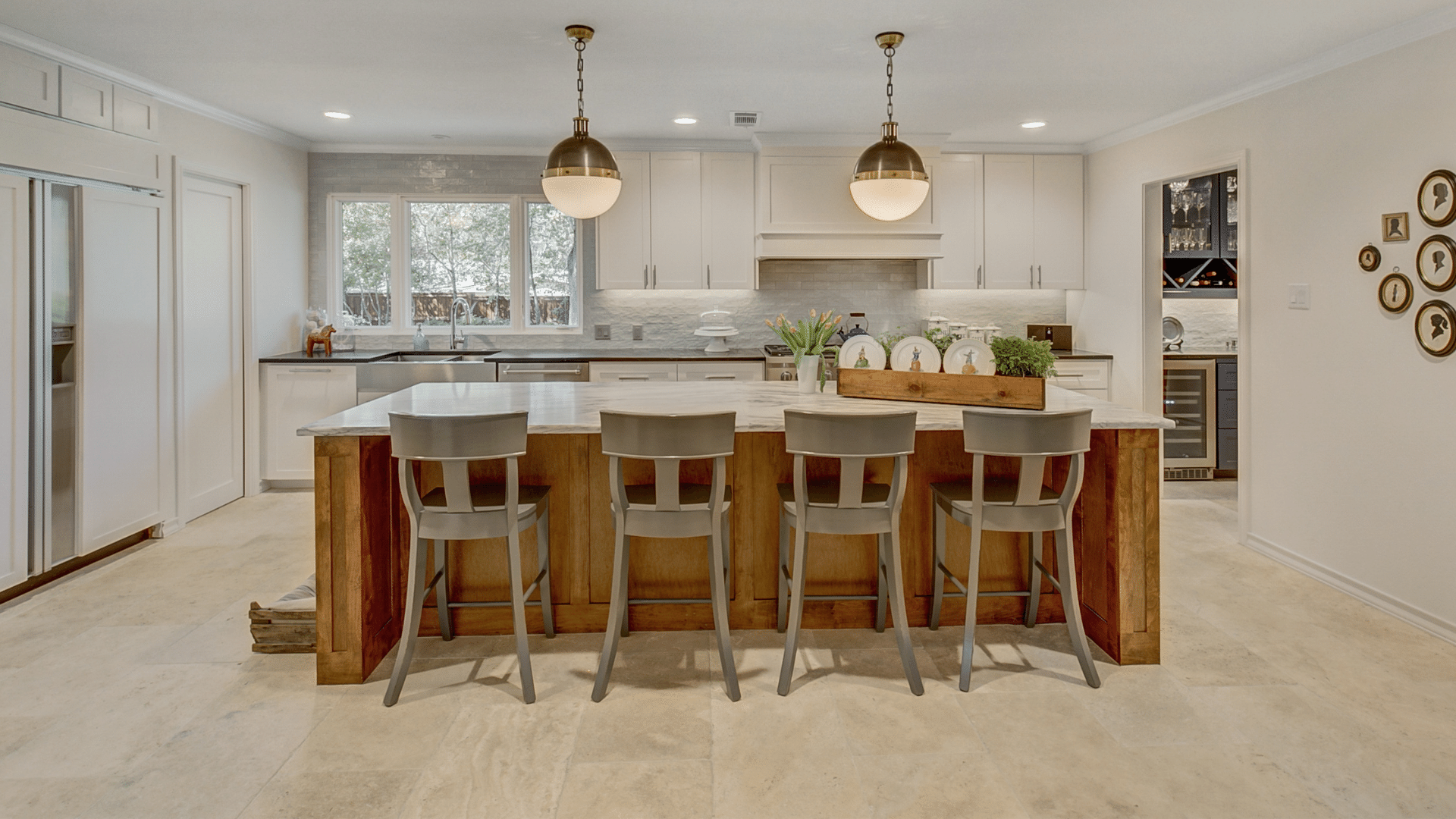 Aurora Fain Interior Designer